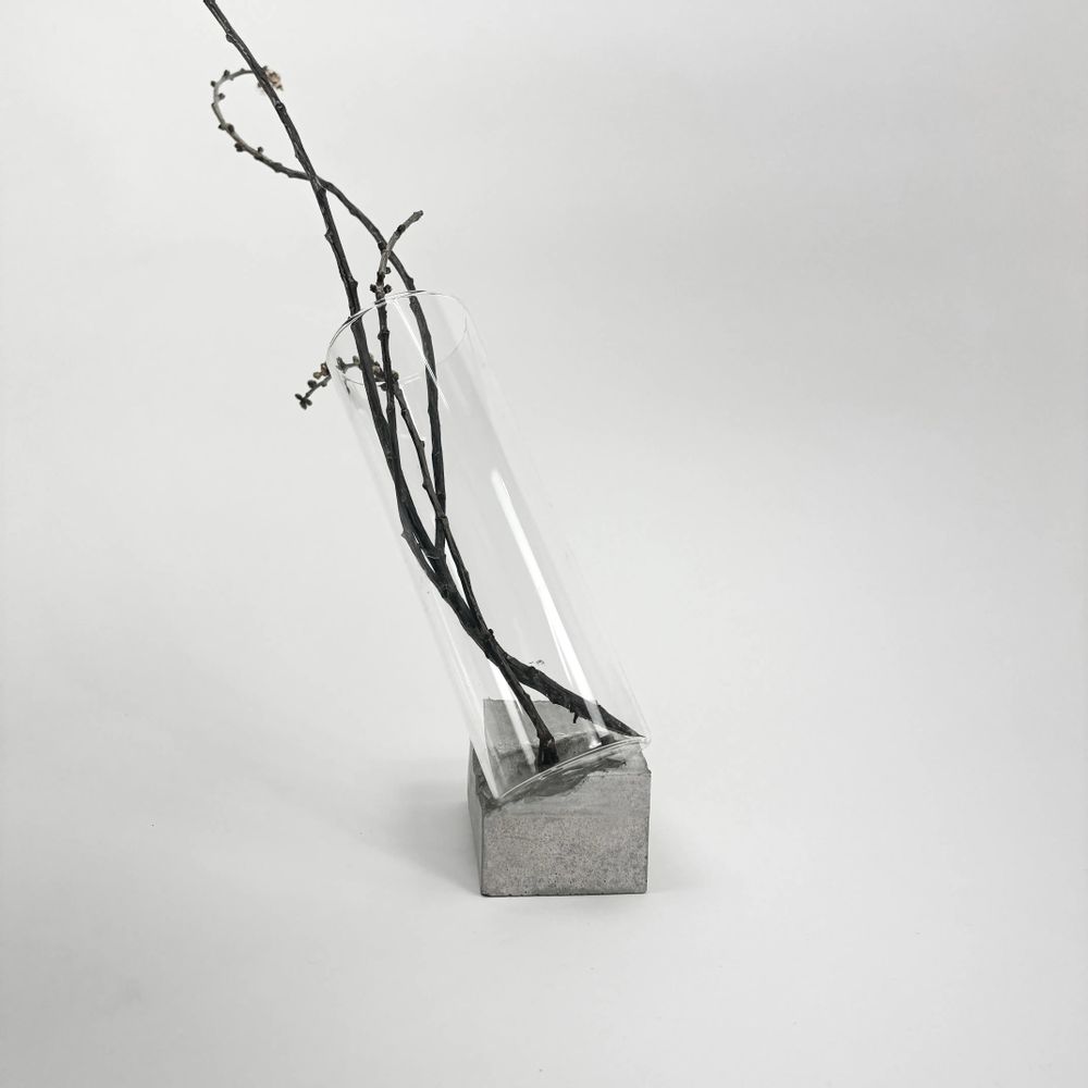 Vases - Sculptural Flower Vase [PEAK] - CASE STUDIOS