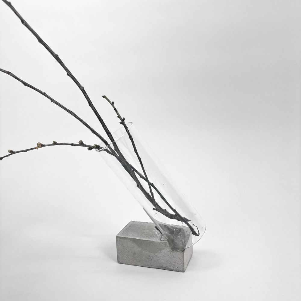 Vases - Sculptural Flower Vase [PEAK] - CASE STUDIOS