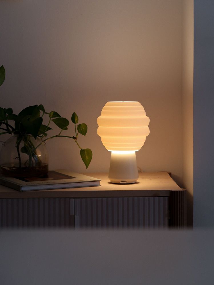 Table lamps - COMFORTABLE TABLE LAMP - BENET - MENDELEK STUDIO