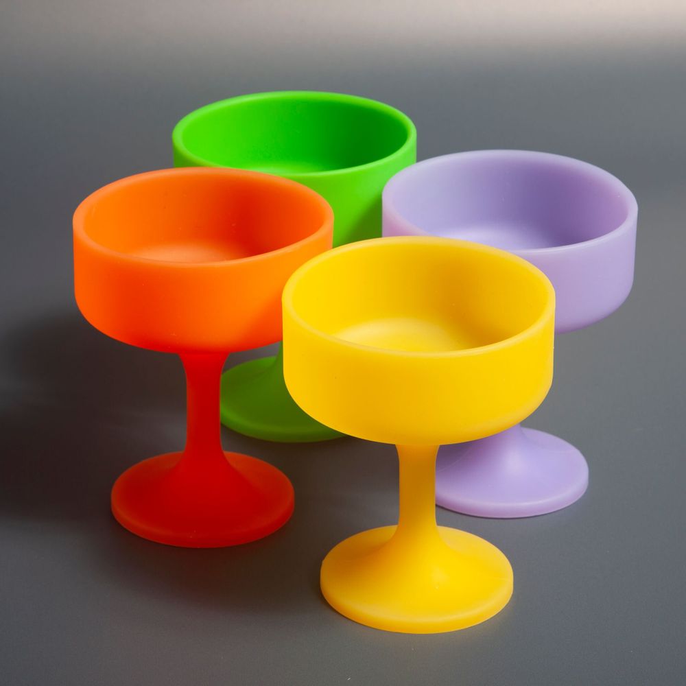Outdoor pools - MECC - silicone unbreakable cocktail coupes - PORTER GREEN
