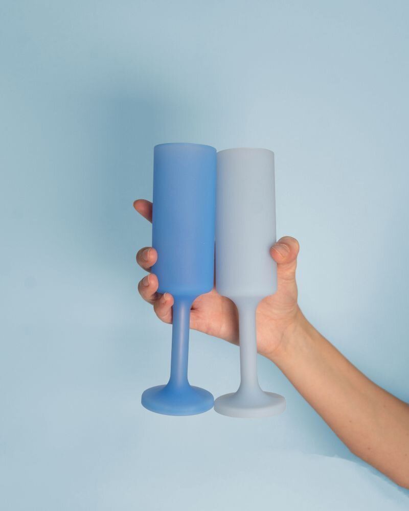 Outdoor pools - SEFF - unbreakable silicone champagne flutes - PORTER GREEN