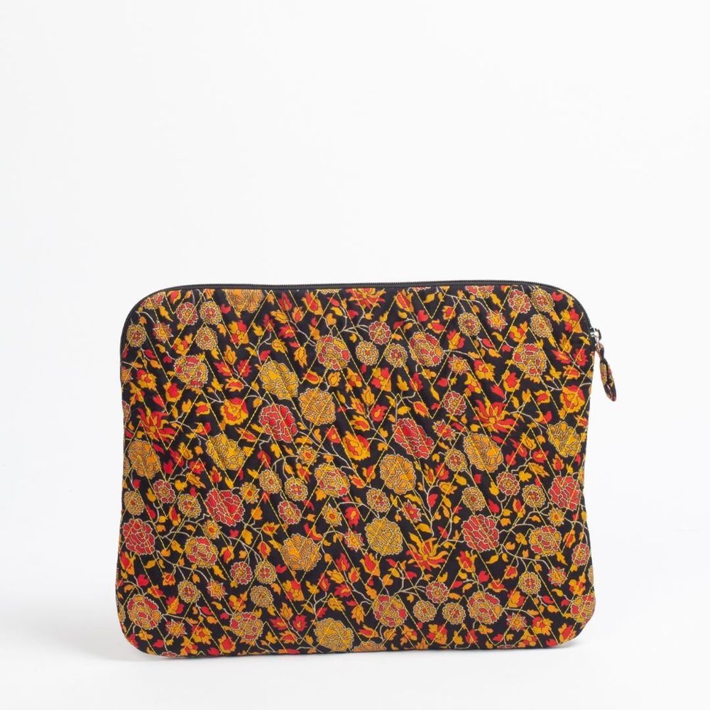 Bags and totes - Handcrafted quilted pouches - I WAS A SARI