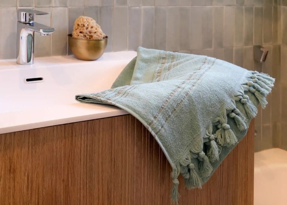 Serviettes de bain - FOUTA EN COTON BIOLOGIQUE - COLLECTION DOLCE - COULEUR JADE - KARAWAN AUTHENTIC
