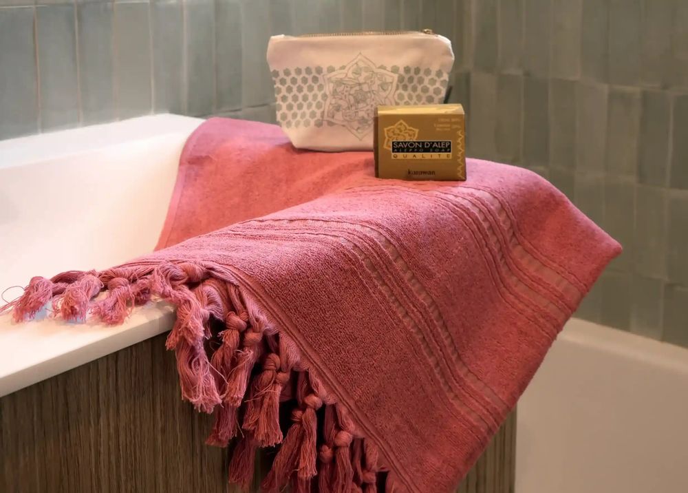 Serviettes de bain - FOUTA EN COTON BIOLOGIQUE - Collection DOLCE - Couleur JASPE - KARAWAN AUTHENTIC