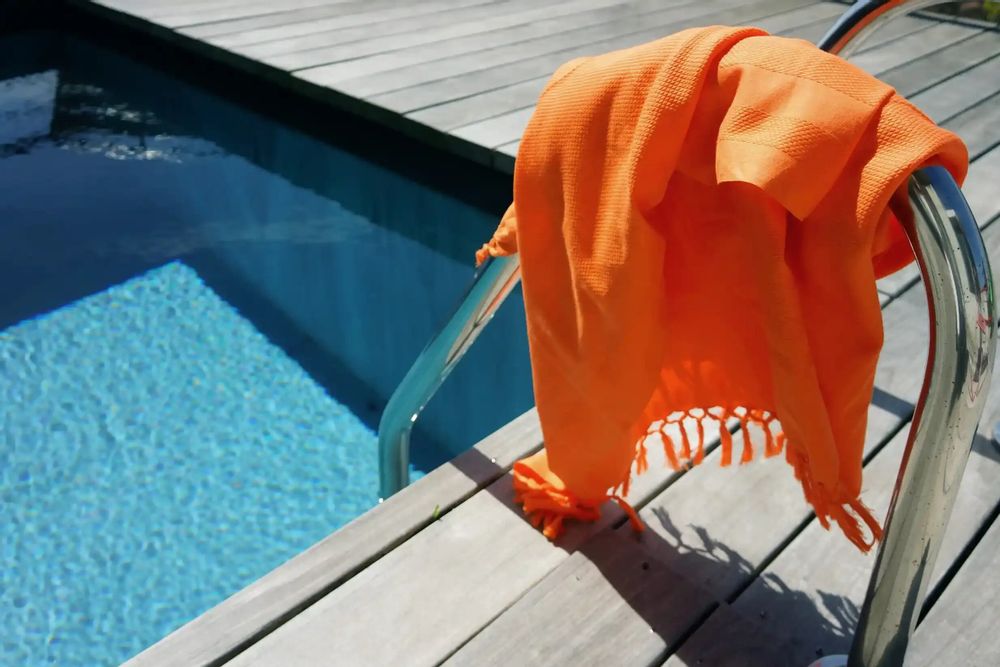 Serviettes de bain - FOUTA EN COTON BIOLOGIQUE - couleur CURCUMA - KARAWAN AUTHENTIC