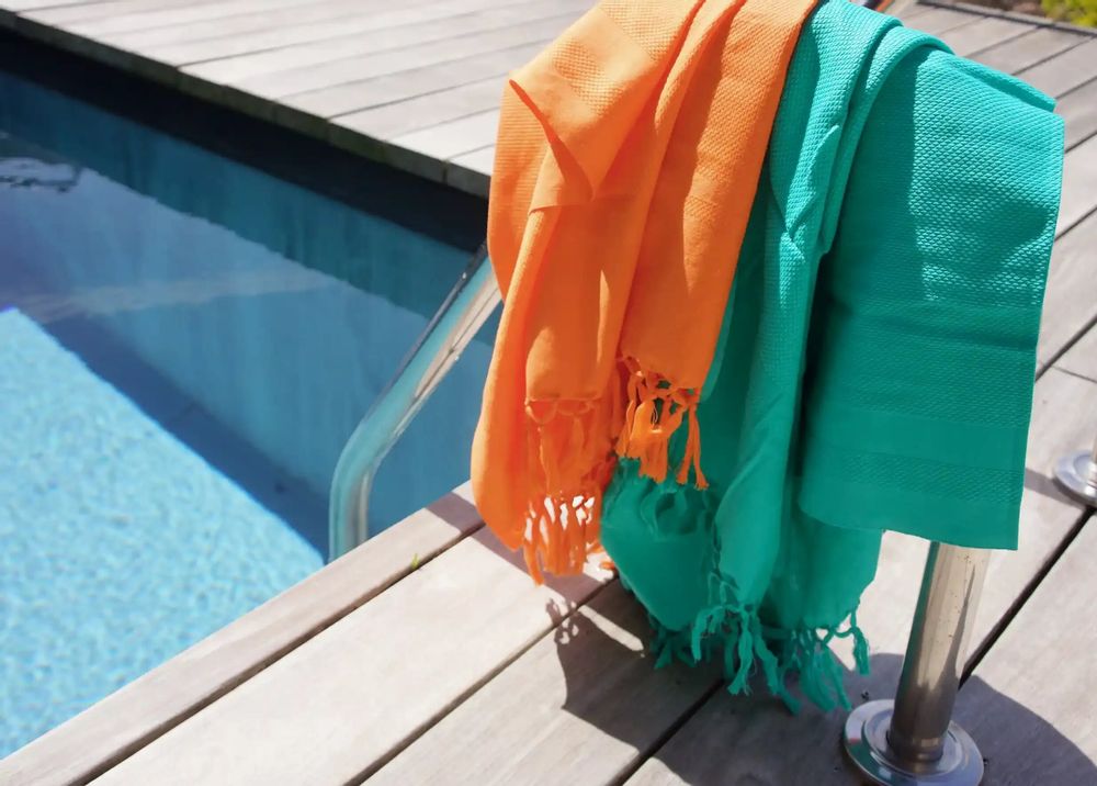 Serviettes de bain - FOUTA EN COTON BIOLOGIQUE - couleur LAGON - KARAWAN AUTHENTIC
