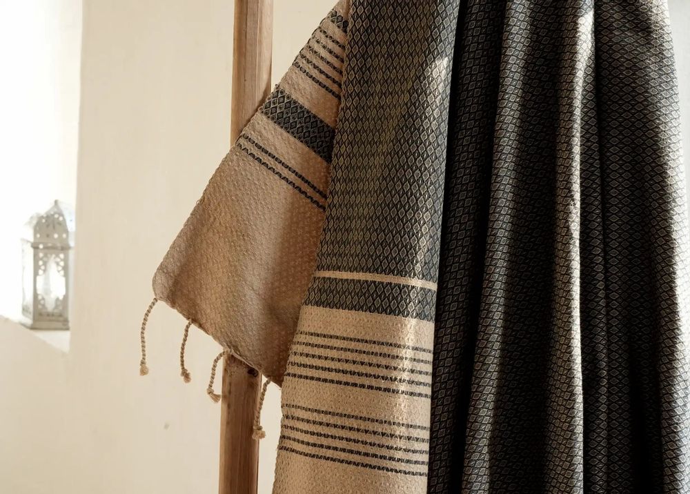 Bath towels - ORGANIC COTTON FOUTA - SAND COLLECTION - SAND & ASH COLOR - KARAWAN AUTHENTIC