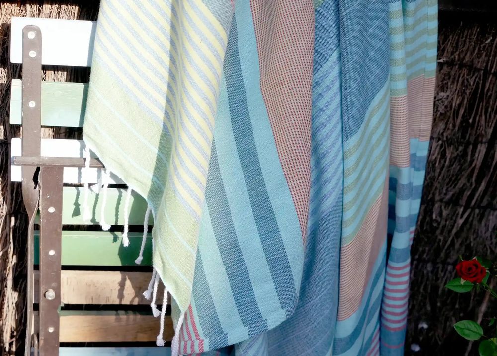 Serviettes de bain - FOUTA EN COTON BIOLOGIQUE - COLLECTION SUD - COULEUR ADRIATIC - KARAWAN AUTHENTIC