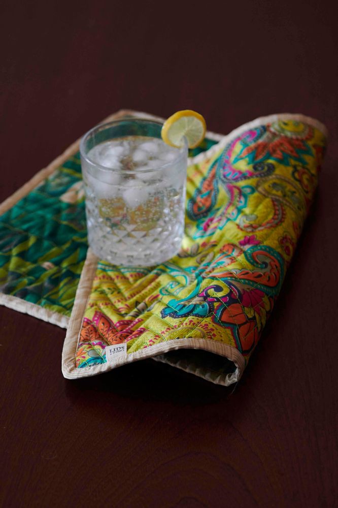 Table mat - Upcycled placemats for home dining table settings - I WAS A SARI