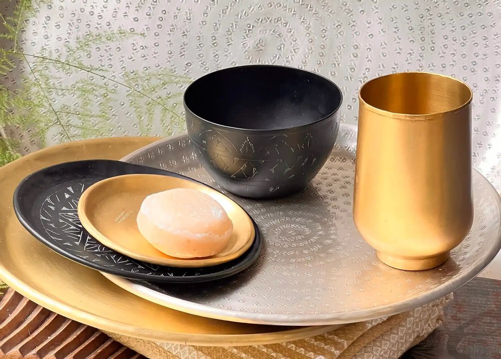 Objets de décoration - BOL EN LAITON NOIR GRAVÉ 'ARABESK' - KARAWAN AUTHENTIC