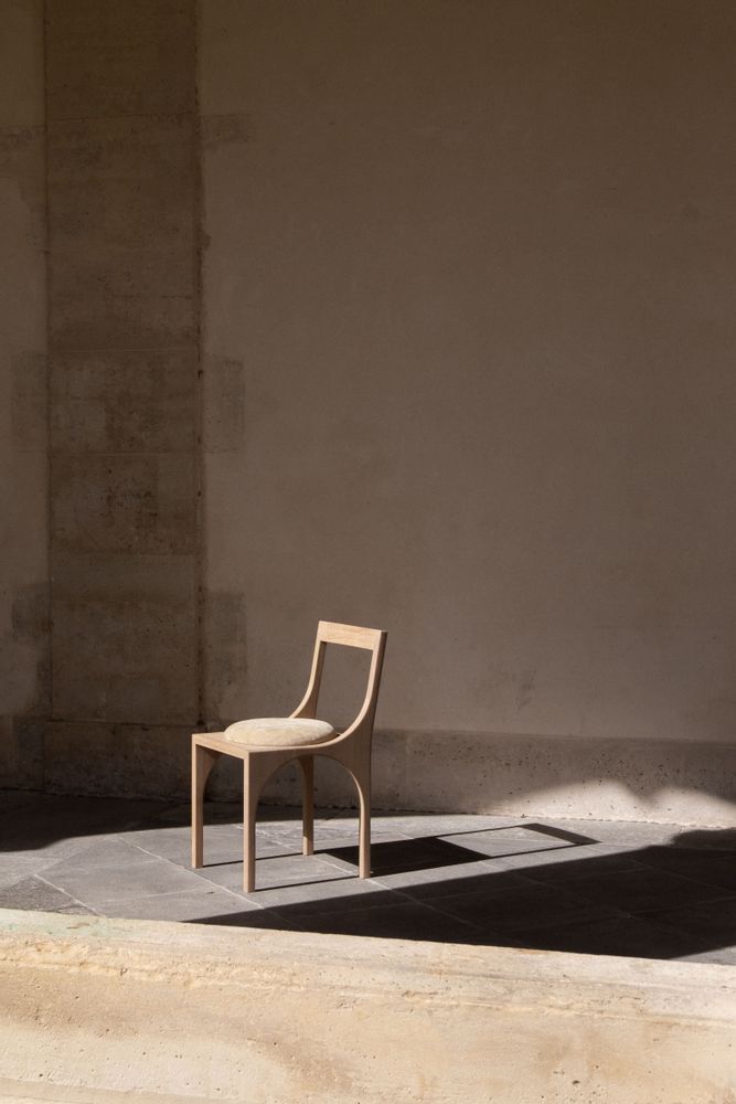 Chairs - CALYX chair - CARDONES