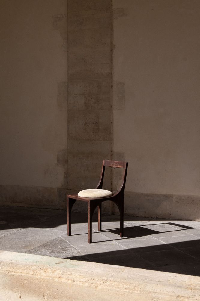 Chairs - CALYX chair - CARDONES