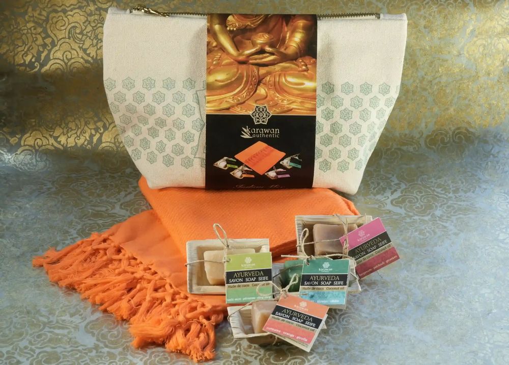 Caskets and boxes - AYURVEDA WELLNESS KIT - INDIAN MIX TREATMENT - KARAWAN AUTHENTIC