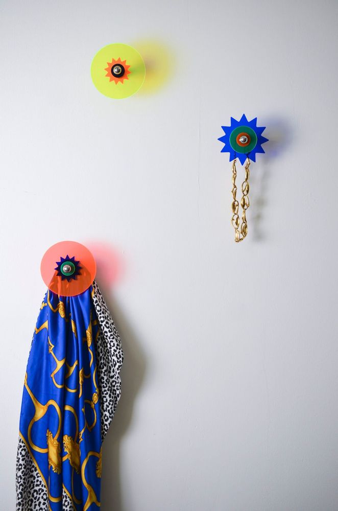 Autres décorations murales - Patère coloré en plastique recyclé - RAYON VERT STUDIO