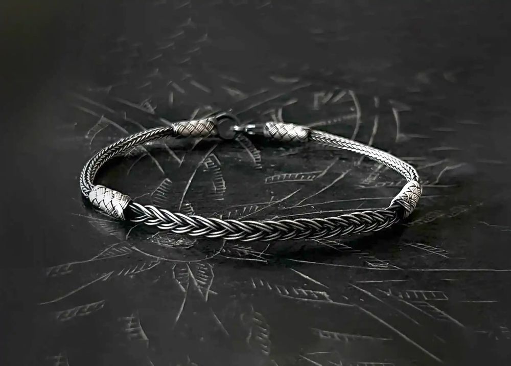 Bracelets - BRACELET TRESSE FINE- ARGENT ET ARGENT OXYDÉ - FAIT MAIN - HOMME&FEMME - KARAWAN AUTHENTIC