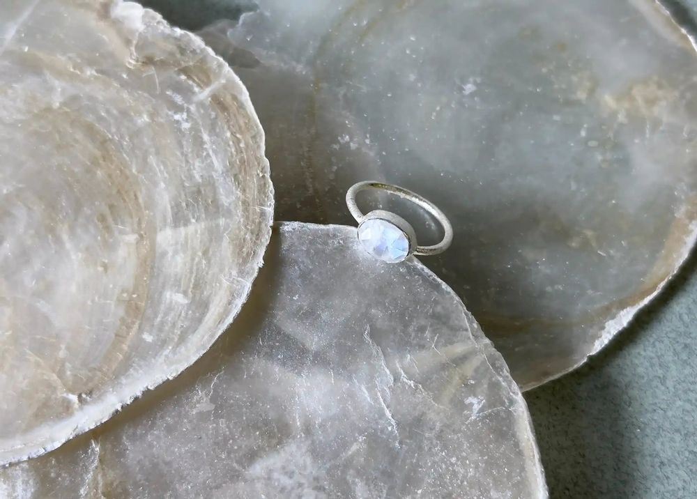 Bijoux - BAGUE "DROP" ARGENT 925 PIERRE DE LUNE - KARAWAN AUTHENTIC