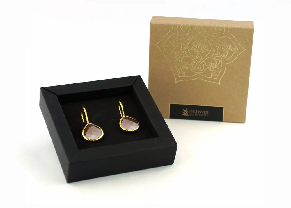 Bijoux - BOUCLES D'OREILLES PLAQUÉ OR "DROP" QUARTZ FUMÉ - KARAWAN AUTHENTIC