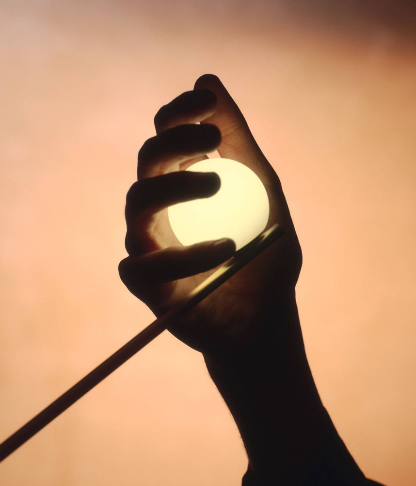 Desk lamps - Ovo Desk Lamp Matte Gold - LUMIO
