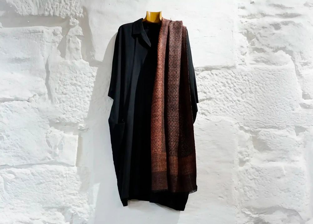 Scarves - ERI SILK STOLE\" ESHANI\ " - KARAWAN AUTHENTIC
