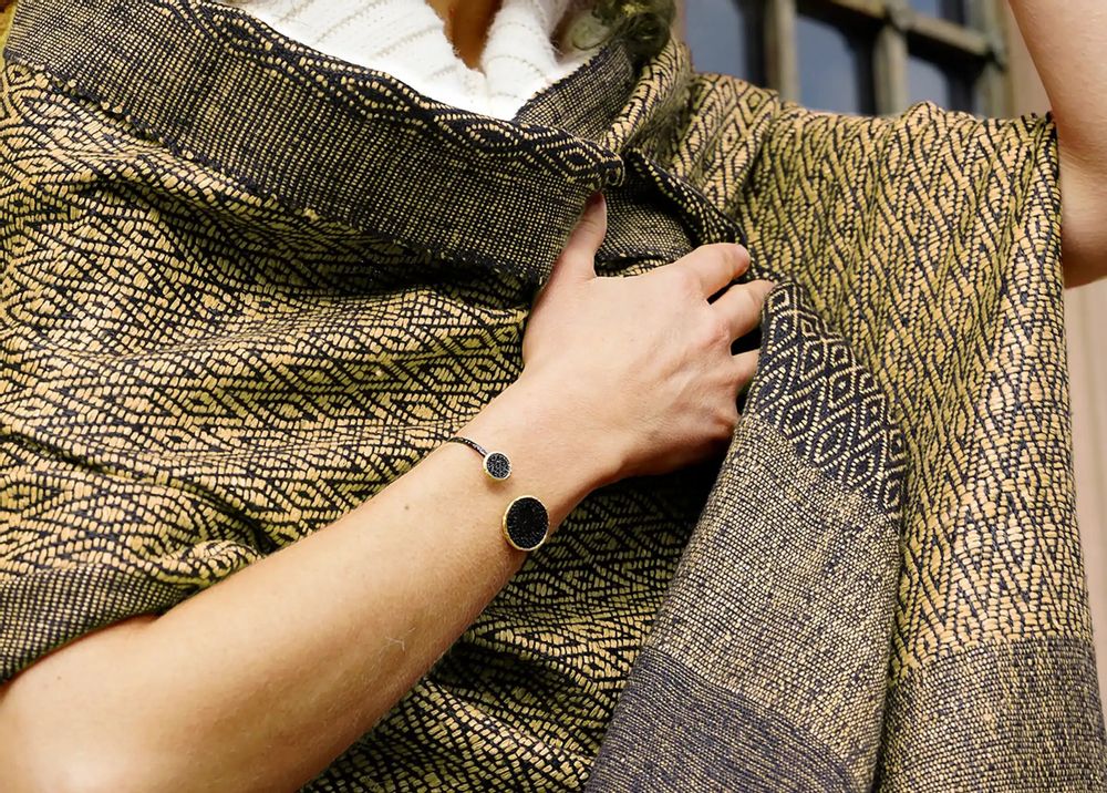 Scarves - ERI SILK STOLE\" ESHANI\ " - KARAWAN AUTHENTIC