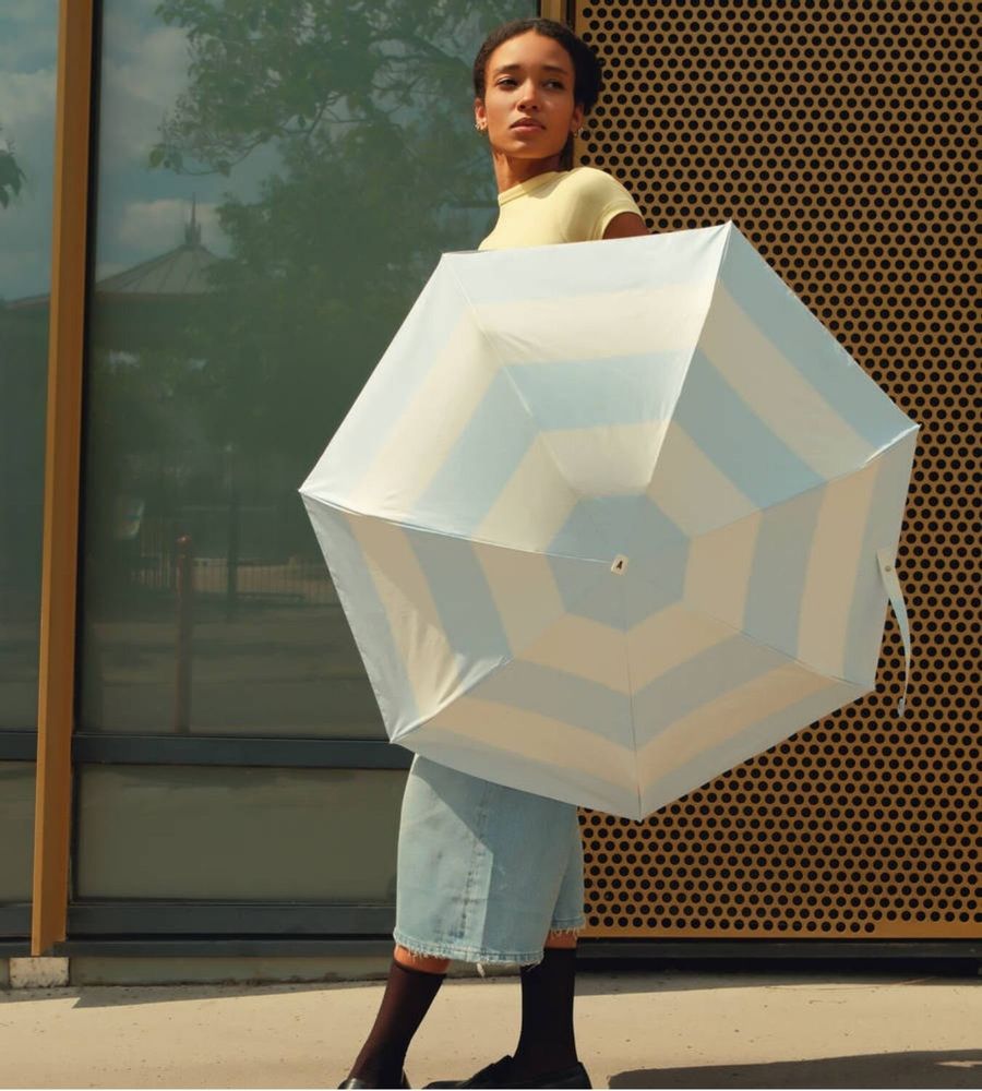 Cosmétiques - Mini parapluie-ombrelle anti-UV – Rayures Bleu Perle - Orionis - ANATOLE