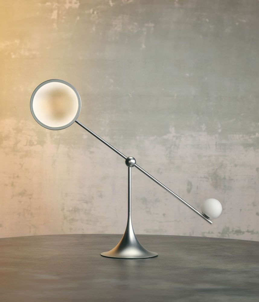 Lampes de bureau - Lampe de bureau Ovo argent mat - LUMIO