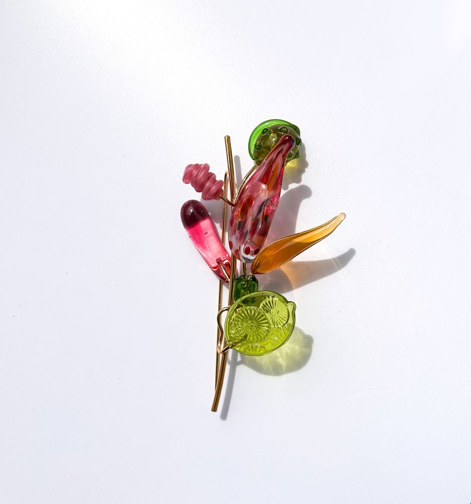 Cadeaux - Broche plaqué or 18 carats et verre de Murano artisan - CHAMA NAVARRO