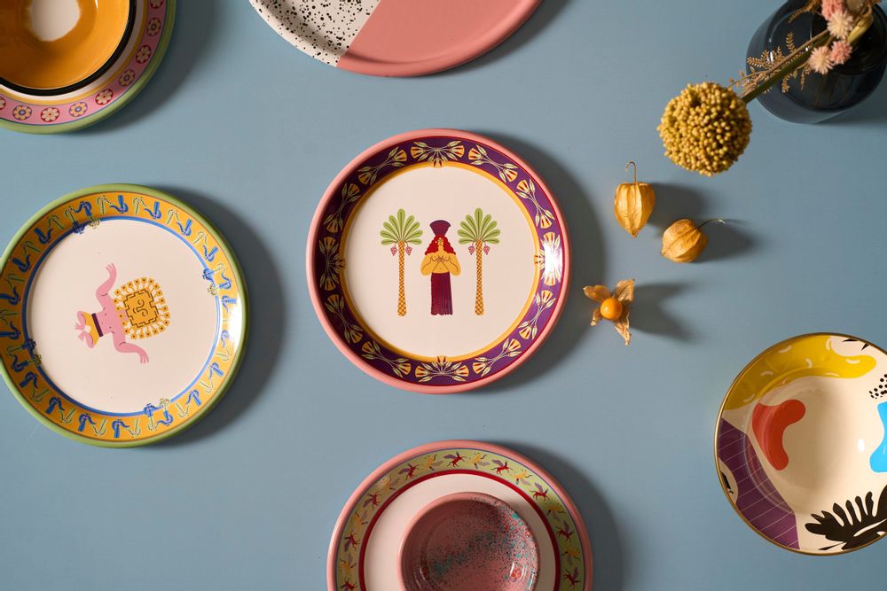 Assiettes au quotidien - Collection ancestrale Cosmogenesis - KAPKA ENAMELWARE