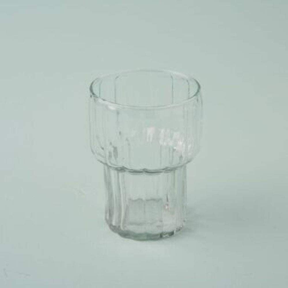 Glass - Ribbed glasses and carafes - BE HOME