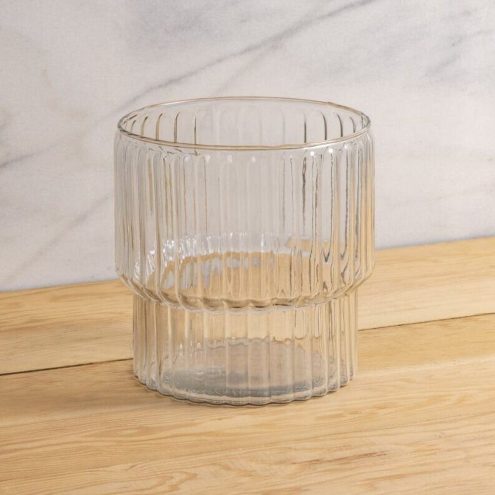 Glass - Ribbed glasses and carafes - BE HOME