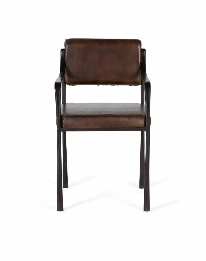 Chaises - Chaise recouverte de cuir naturel marron et pieds en métal - GINER Y COLOMER