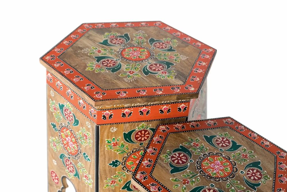 Tabourets - Lot de 2 tabourets sculptés et peints à la main - GINER Y COLOMER