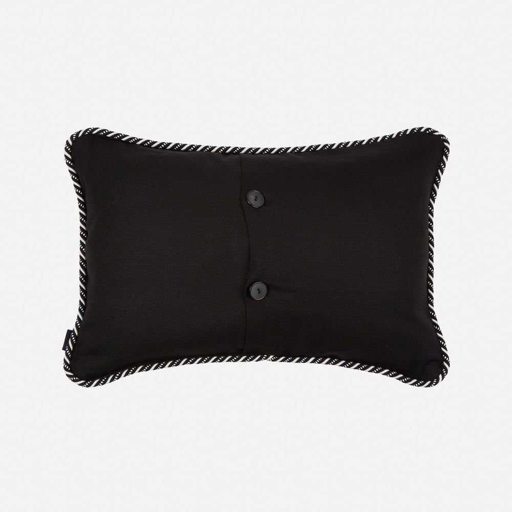 Coussins textile - Coussin italien brodé à la main « Meadow », 50 x 35 cm - SHAKU