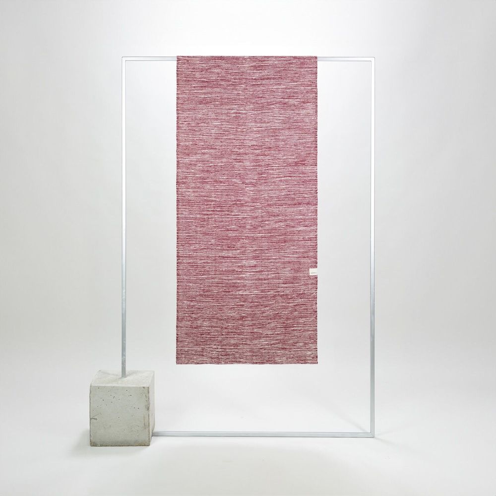 Contemporary carpets - SURYA, sustainability and tradition - MAHOLA YOGA