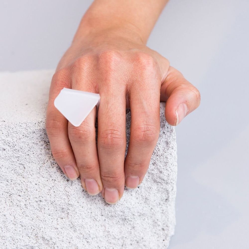 Jewelry - Ode to the Lightness Ring - Available in 8 translucent palettes - PAMELA COROMOTO