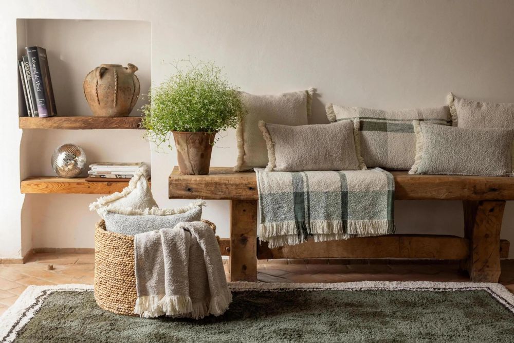 Throw blankets - Plain Jane Throw Neige 130 X 160 - MAISON VIVARAISE - SDE VIVARAISE WINKLER