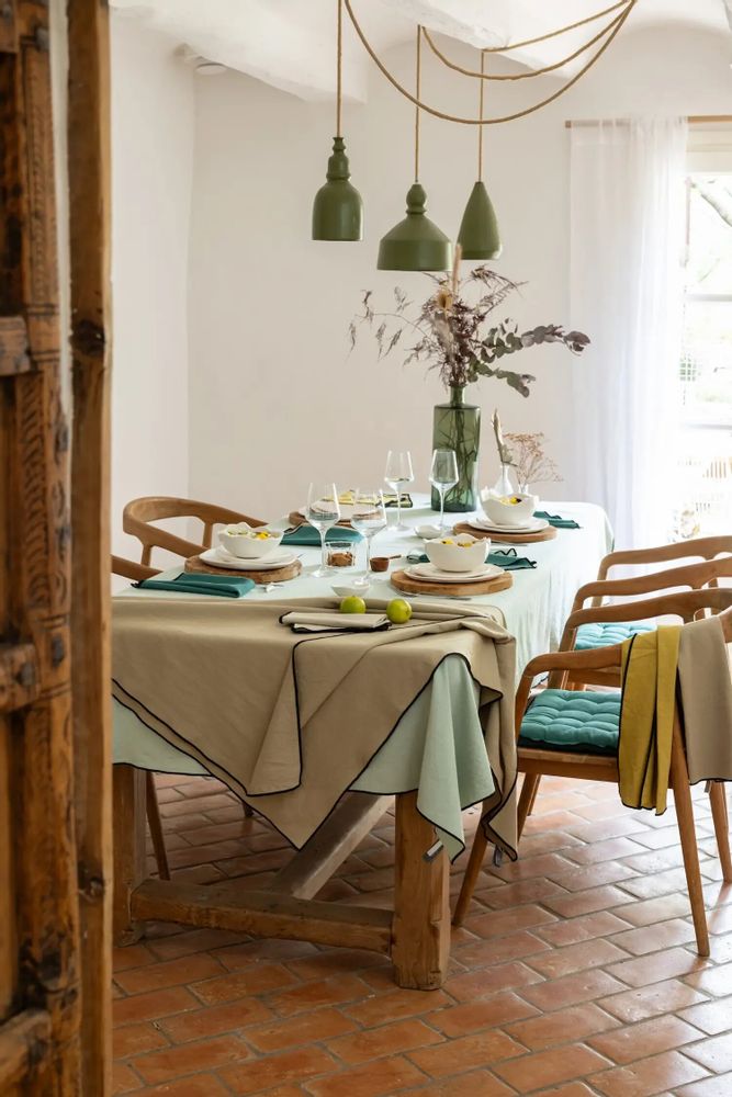 Table cloths - Grace Recycled Tablecloth Camel 140 X 140 - MAISON VIVARAISE - SDE VIVARAISE WINKLER