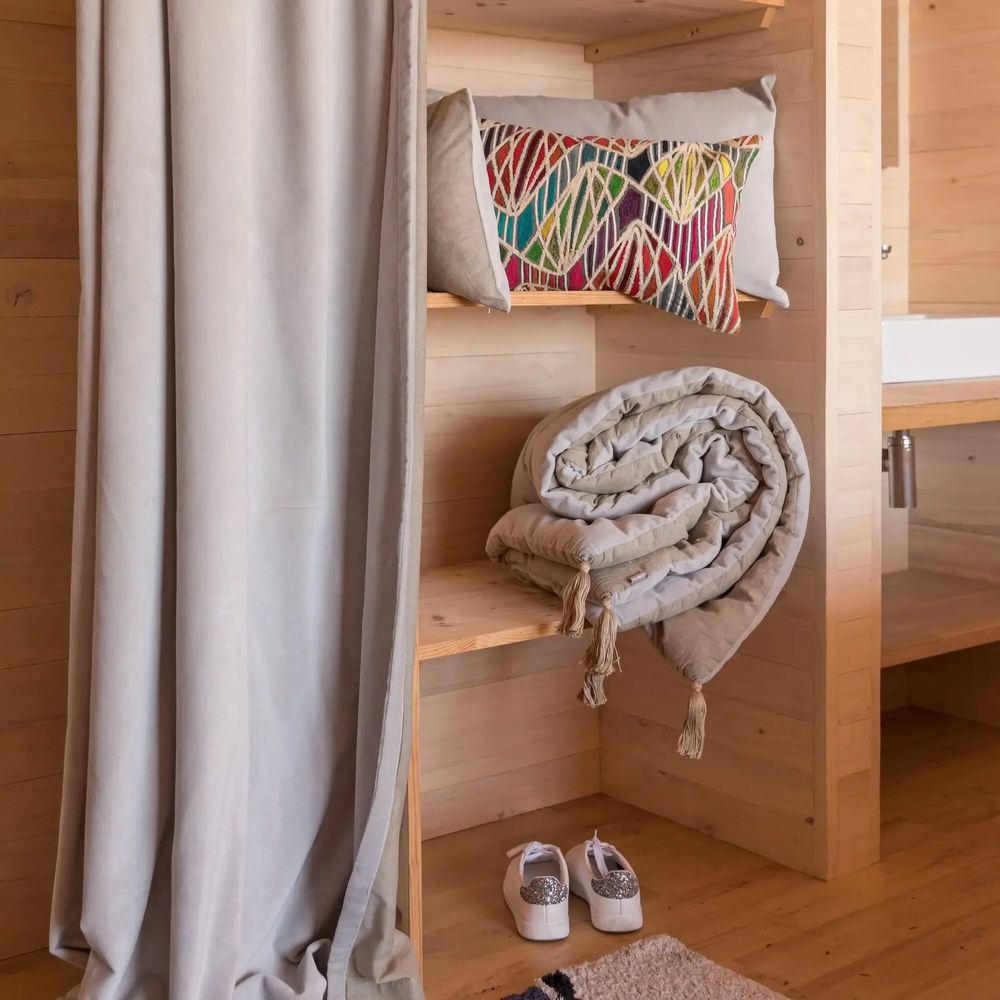 Linge de lit - Chemin de lit uni Elise Perle 90 x 240 - MAISON VIVARAISE - SDE VIVARAISE WINKLER