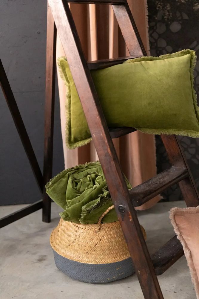Throw blankets - Plain Fara Throw Eucalyptus 135 X 200 - MAISON VIVARAISE - SDE VIVARAISE WINKLER