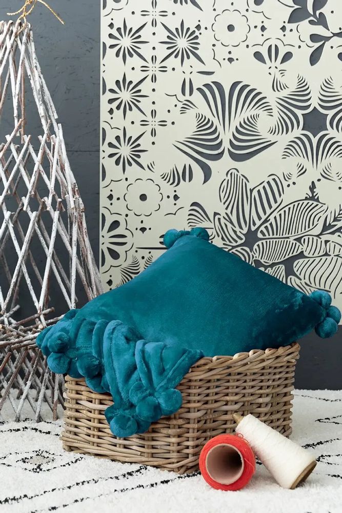 Plaids - Plaid Tender pompons Paon 130 x 170 - MAISON VIVARAISE - SDE VIVARAISE WINKLER