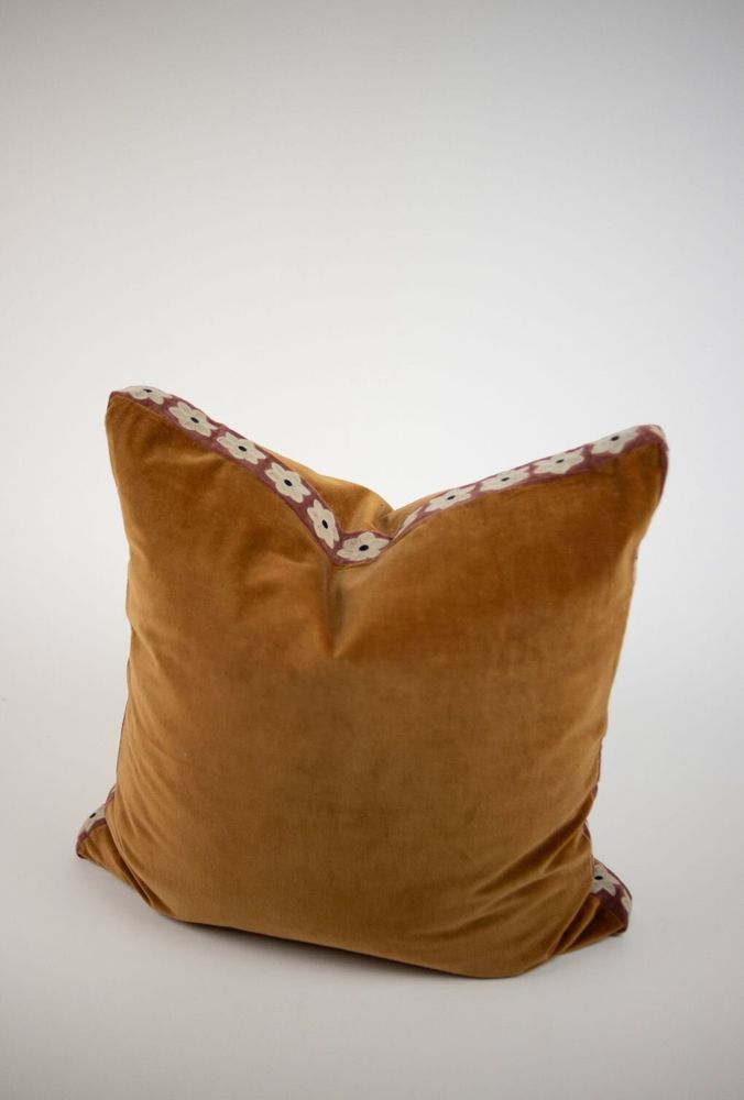 Fabric cushions - Daisy - OLSSON & JENSEN