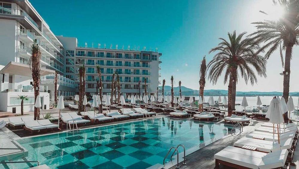 Chaises longues - Transat Beach Club - PAF FACTORY