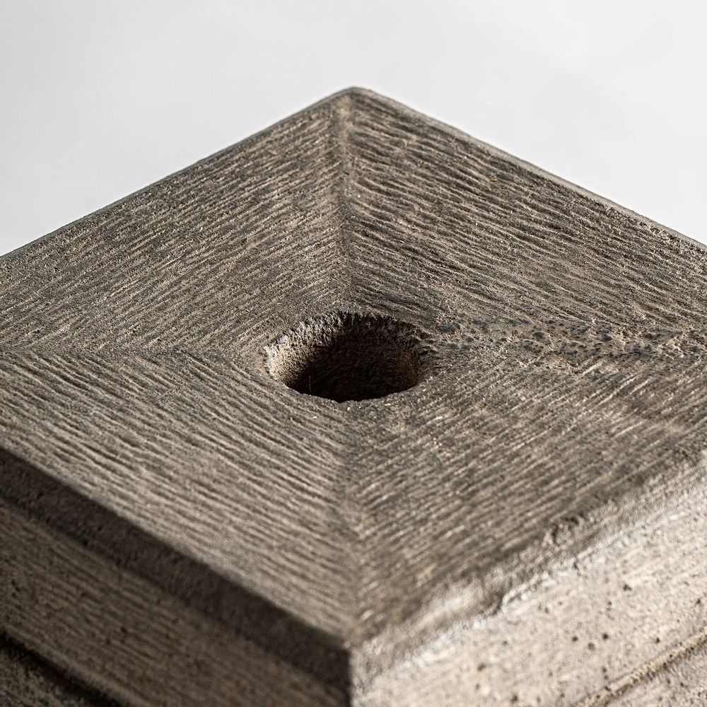 Sunshades - Base in concrete off grey colour in 29x29x35 cm - VICAL