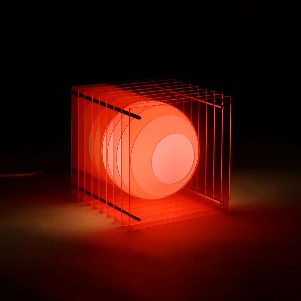 Lampes de bureau - Lampe LOP grande carrée en acrylique rose électrique - BANG