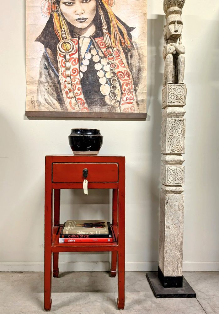 Night tables - Hand lacquered flower stand - PAGODA INTERNATIONAL