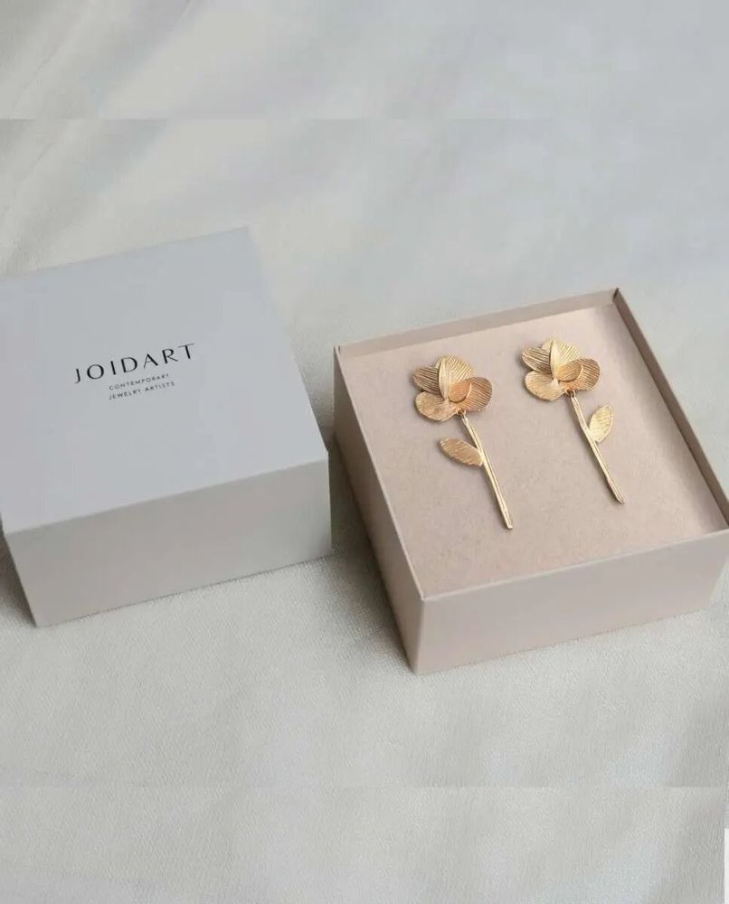 Jewelry - LONG GOLDEN EARRINGS PAMPALONIA - JOIDART