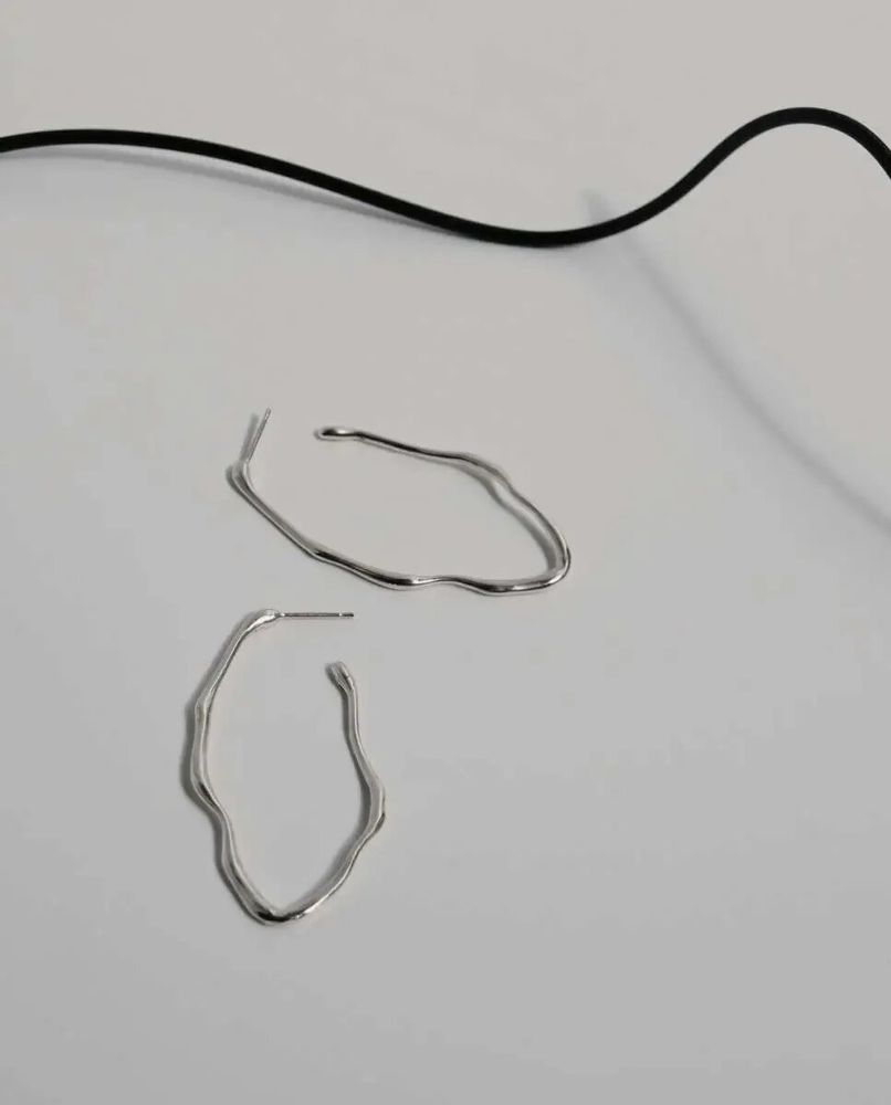 Jewelry - LARGE SILVER OVAL HOOPS EARRINGS CLARA - JOIDART