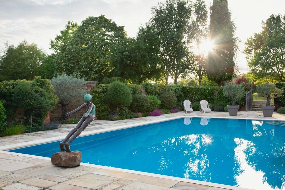 Outdoor decorative accessories - Swimming sculptures - DAWN CONN SCULPTURE LIMITED