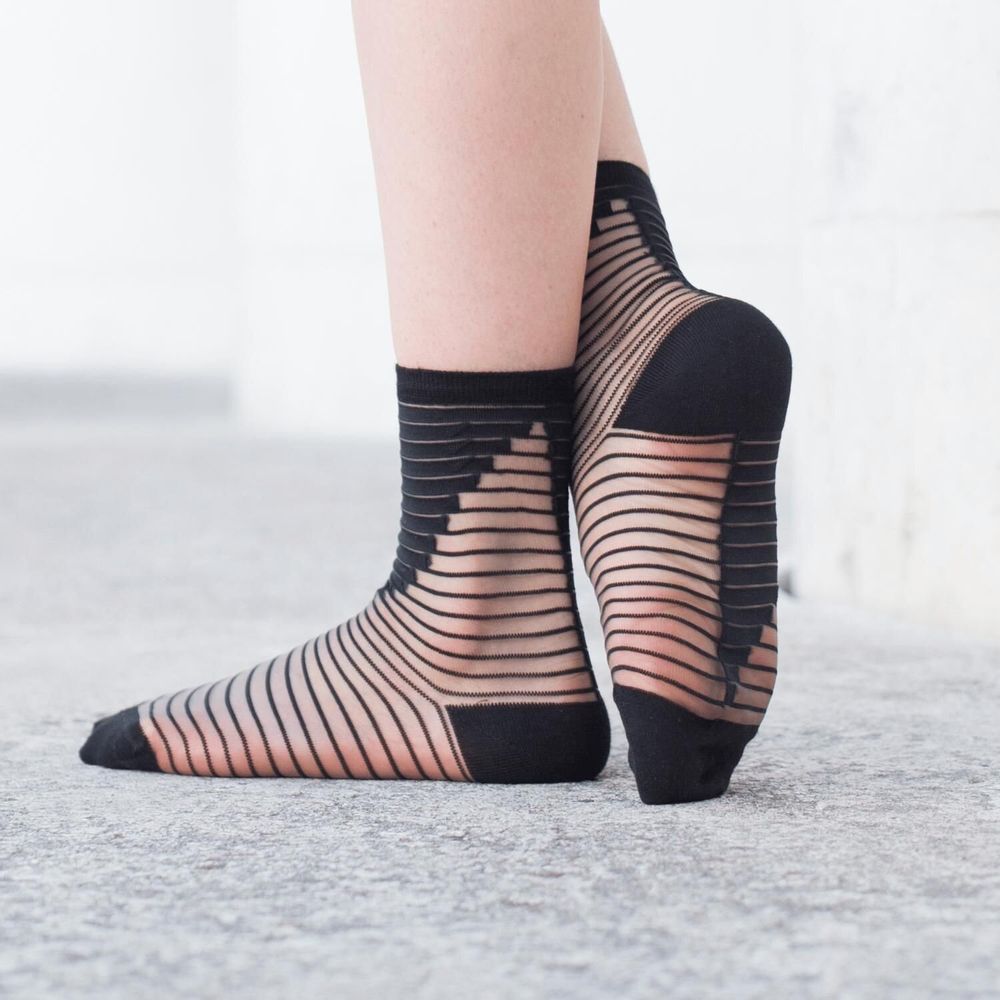 Cadeaux - Shibuya Black 39-41 : chaussettes transparentes architecturales - ATELIER ST EUSTACHE