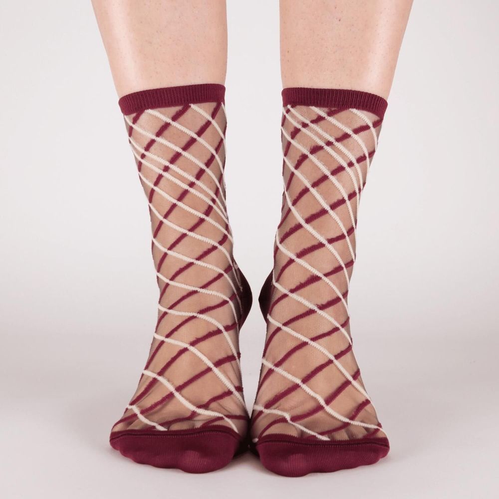 Cadeaux - Brooklyn Bridge Bordeaux 36-38 : chaussettes transparentes résille - ATELIER ST EUSTACHE